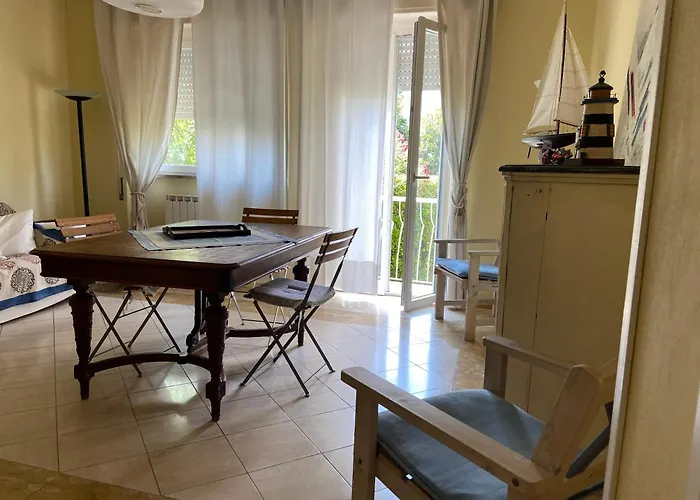 Stella Marina A Due Passi Dal Mare E Dal Centro * Marina Di Carrara